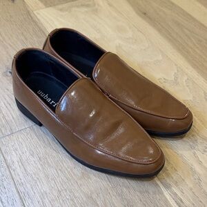Uubaris Tan Men's Slip-On Loafers